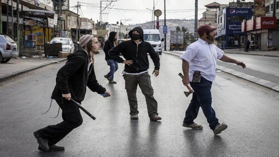 هجمات المستوطنين بالضفة تسببت في تهجير 69 تجمعا للفلسطينيين