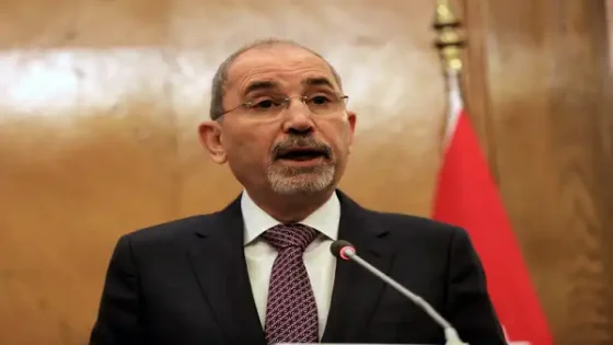 الصفدي يؤكد وقوف الأردن مع سوريا وإدانة الاعتداءات الإسرائيلية