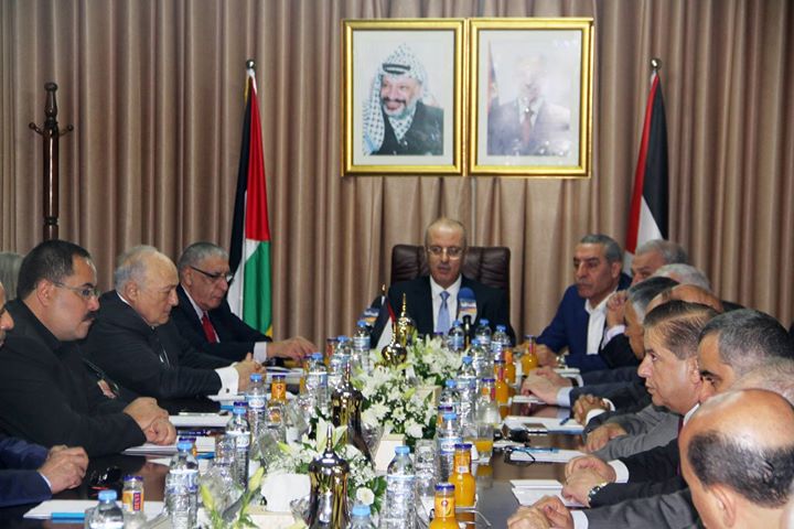 كلمة رئيس الوزراء أمام اجتماع الحكومة بغزة