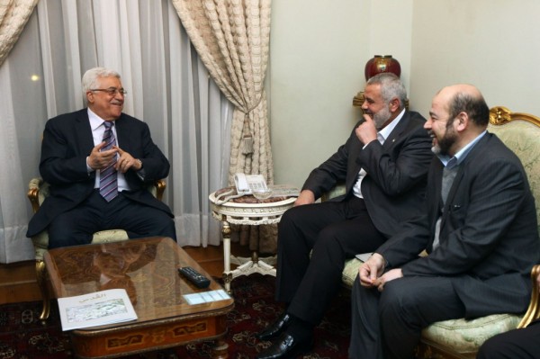 الرئيس عباس بصدد القيام بخطوات تصعيدية جديدة تجاه حماس