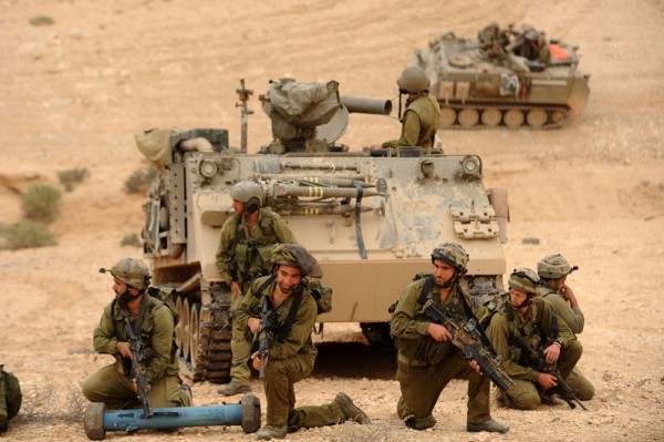 الأغوار: تدريبات عسكرية قرب مضارب البدو