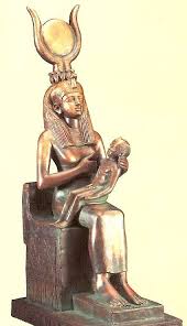 إحباط محاولة لسرقة تمثال إيزيس بمصر