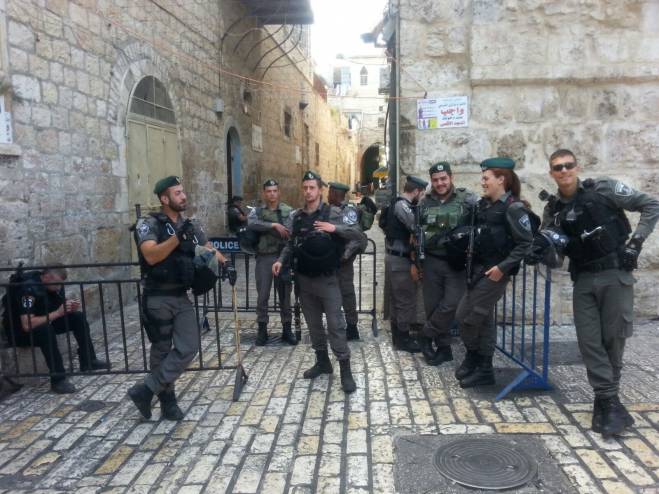 الاحتلال يفرض اغلاقا على القدس لثلاثة أيام