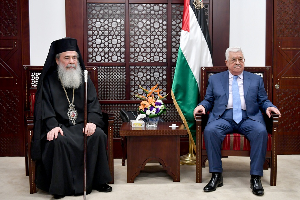 الرئيس يستقبل رؤساء الكنائس المسيحية في القدس ويؤكد الوحدة في الحفاظ والدفاع عن المدينة المقدسة