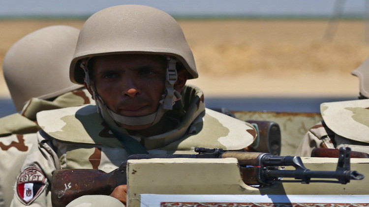 مقتل جندي مصري و4 مسلحين في سيناء