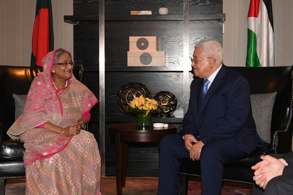 الرئيس يعقد جلسة مباحثات مع رئيسة وزراء بنغلادش