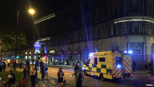 الشرطة البريطانية: 19 قتيلا في انفجار بمانشستر أرينا