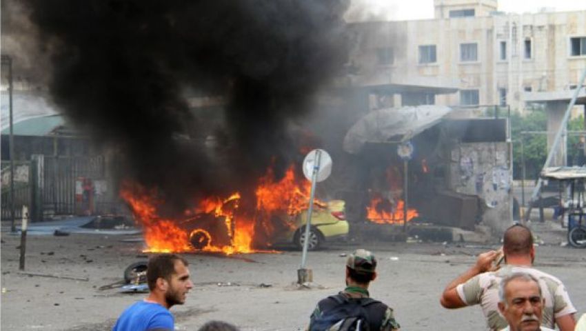مقتل وإصابة 215 مدنيا في تفجير إنتحاري بدير الزور