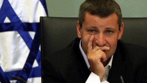 الحكم على وزير إسرائيلي سابق بالسجن 15 شهرا لتورطه في قضايا فساد