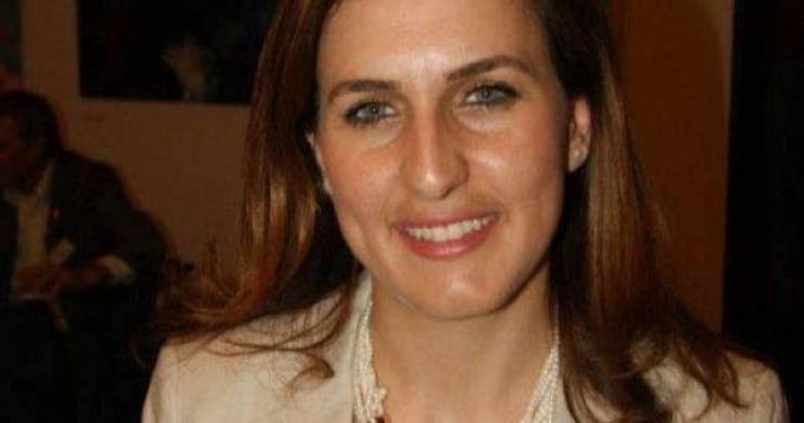 الفلسطينية زينة بركات أول عربية تتفوق بتخصص التسامح من جامعة المانية