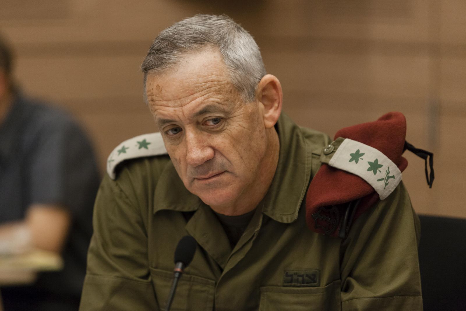 عريضة بالجيش الإسرائيلي لدعم رئيس أركان الجيش السابق بيني جانتس