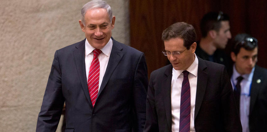 المعارضة الإسرائيلية ستدفع بمشروع قانون يجبر رئيس الوزراء على الاستقالة