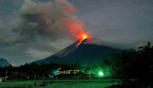 السلطات الاندونيسية ترفع درجة التحذير من بركان جزيرة بالي إلى أعلى مستوى