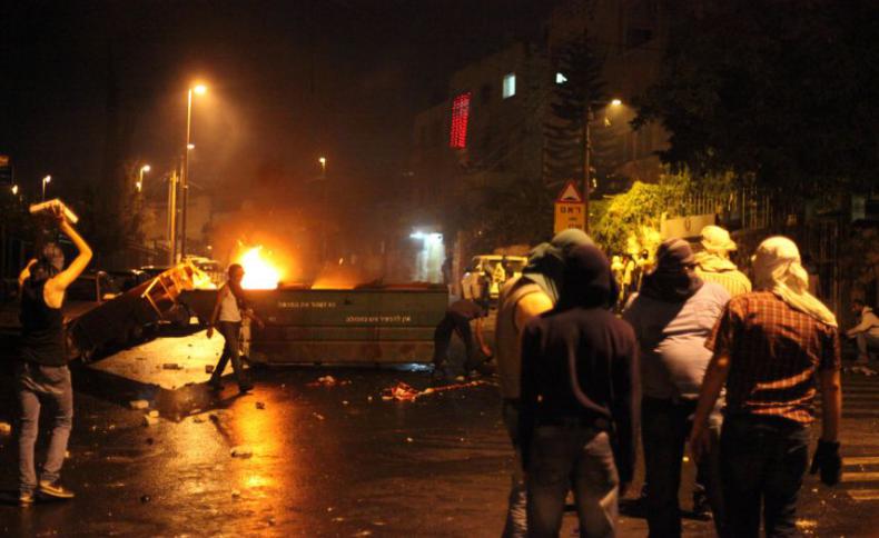 ابو ديس: 30 اصابة في مواجهات مع الاحتلال