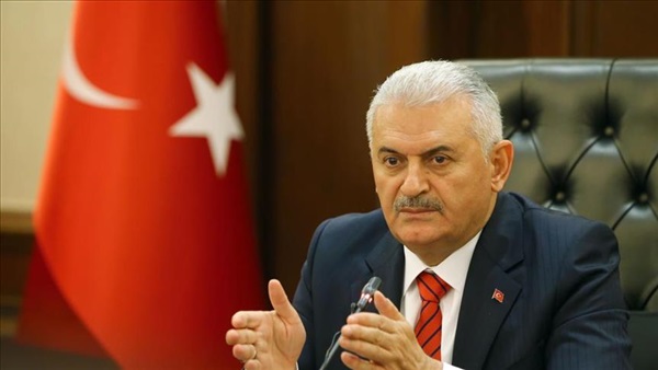 رئيس الوزراء التركي يعلن إنهاء العمل على إعداد دستور جديد لتركيا يقر النظام الرئاسي