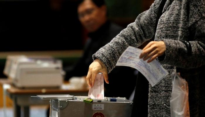 بدء التصويت في الانتخابات التشريعية المبكرة باليابان