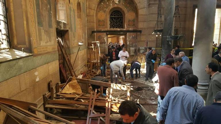 “محدث” عشرات الضحايا بتفجير استهدف كنيسة بطنطا بمصر