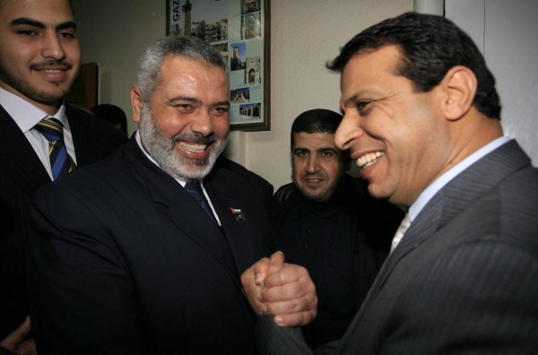 حماس تحظر على مسؤوليها لقاء محمد دحلان