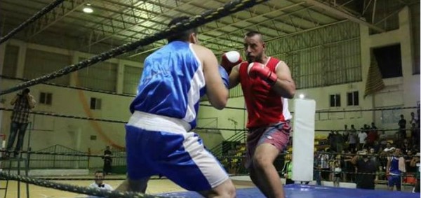 حكام الملاكمة الفلسطينية إلى السودان للحصول على نجمة واحدة دولية