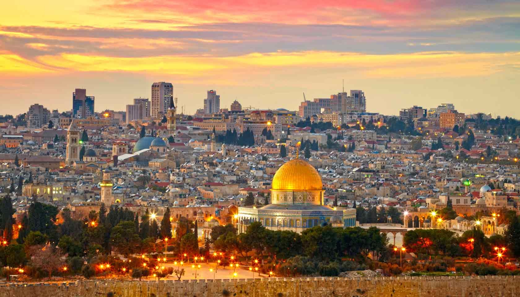 إلغاء فعاليات إضاءة شجرة الميلاد في القدس المحتلة