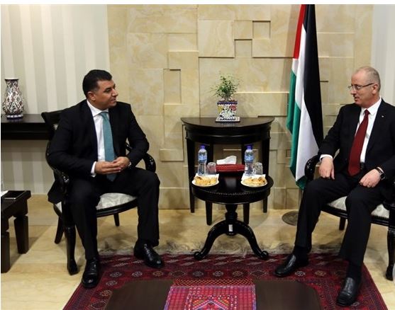 الحمد الله يطلع وزير الزراعة الأردني على واقع الزراعة بفلسطين