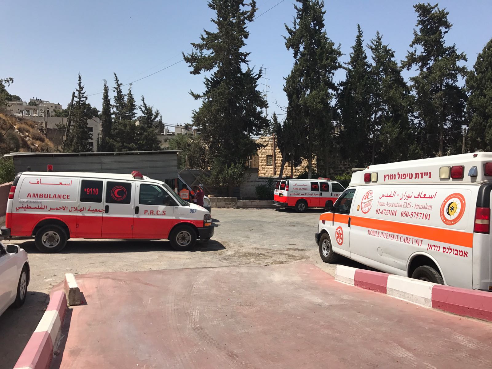 “الهلال”: 200 موظف ومتطوع بالميدان وتشغيل 20 سيارة إسعاف للتعامل مع أي طارئ في القدس