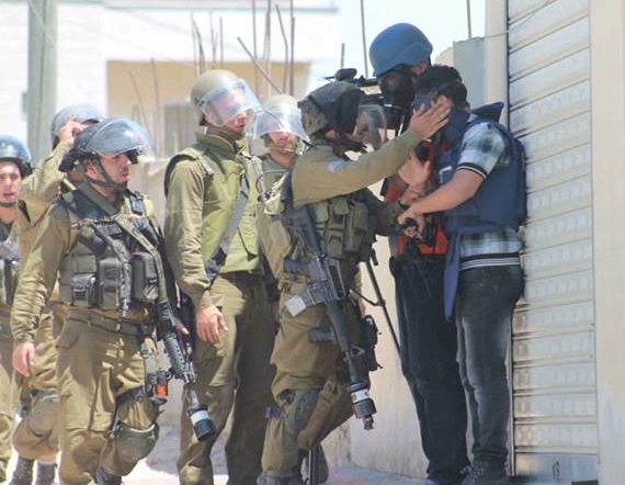 26 انتهاكا إسرائيليا بحق الصحفيين خلال أيلول الماضي
