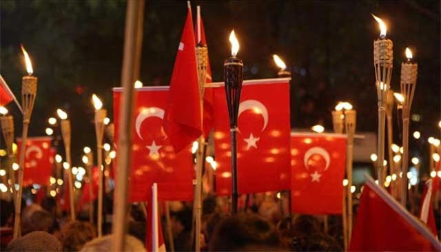 57.4 مليون تركي مدعو للاستفتاء على التحول إلى النظام الرئاسي