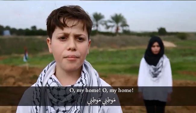 أطفال فلسطينيون ينشدون موطني بالانكليزية