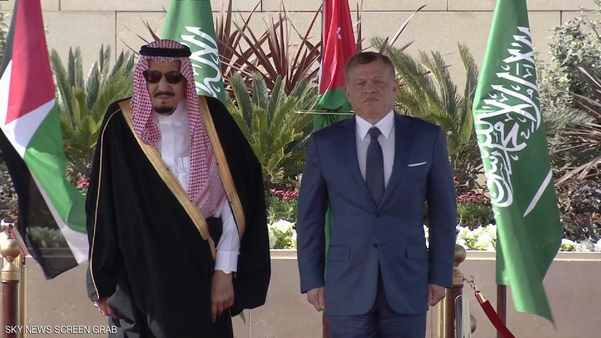 العاهل الأردني يستقبل الملك سلمان بن عبد العزيز