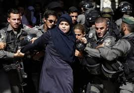 215 حالة اعتقال لنساء منذ انتفاضة القدس