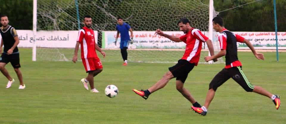 شباب خان يونس يختتم استعداداته لمواجهتي كأس فلسطين