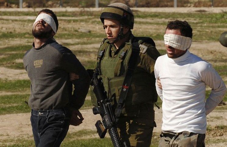 سلطات الاحتلال اعتقلت(498) فلسطينياً خلال شباط/ فبراير 2017م