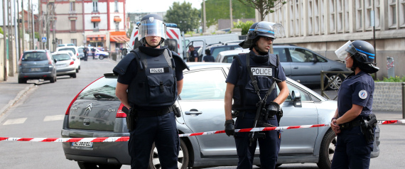 French police secure a street as members of special forces carried out counter-terrorism swoop at different locations in Argenteuil, a suburb in northern Paris, France, July 21, 2016. REUTERS/Charles Platiau