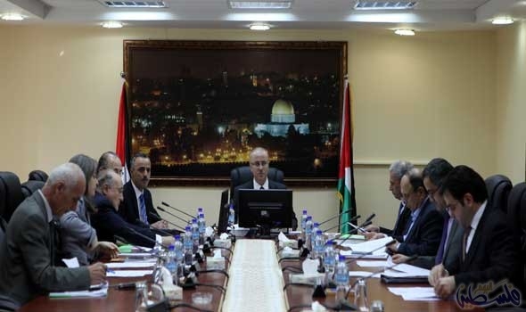 الحكومة الفلسطينية تدعو حماس للعدول عن توجهها الجديد في غزة