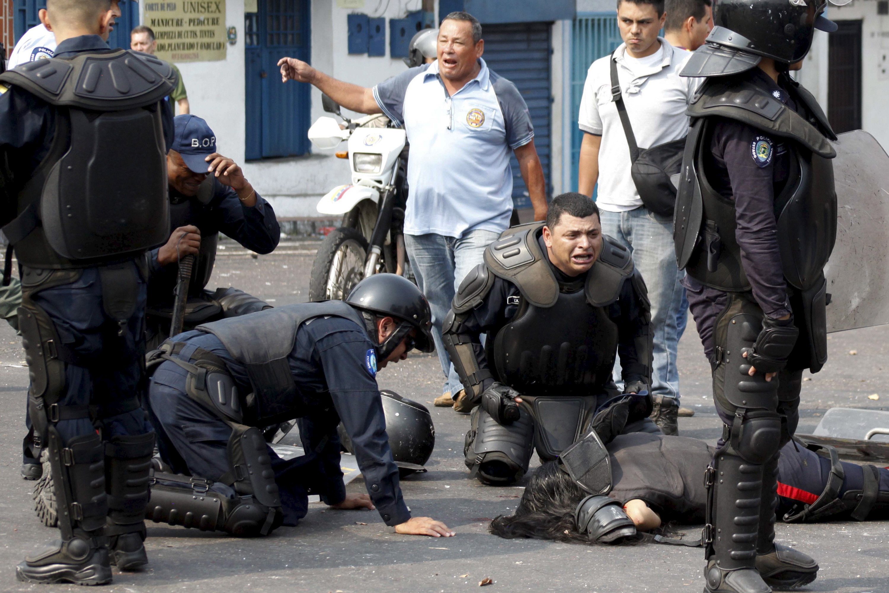 35 قتيلا على الاقل جراء اعمال شغب داخل سجن بفنزويلا