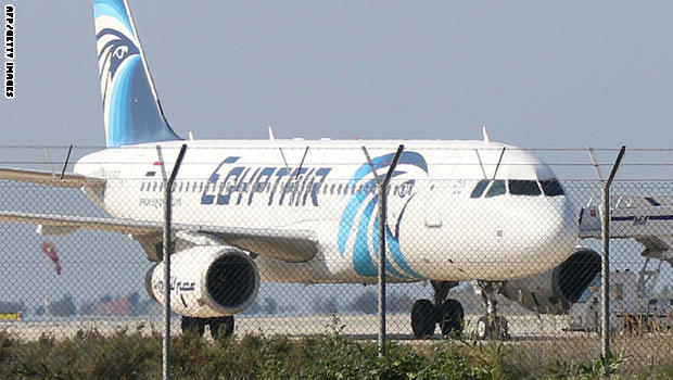 An Egypt Air Airbus A-320 sits on the tarmac of Larnaca aiport after it was hijacked and diverted to Cyprus on March 29, 2016. / AFP / STR (Photo credit should read STR/AFP/Getty Images)