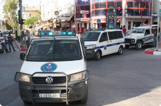 الشرطة تكشف ملابسات سرقة مبلغ 300 ألف شيكل وشيكات في قلقيلية