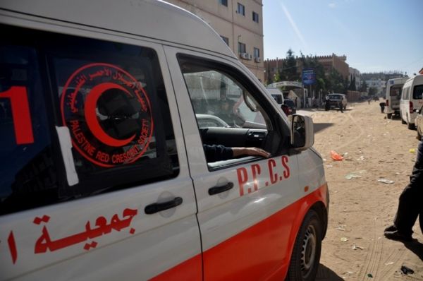 مصرع عامل سقط من علو وسط قطاع غزة