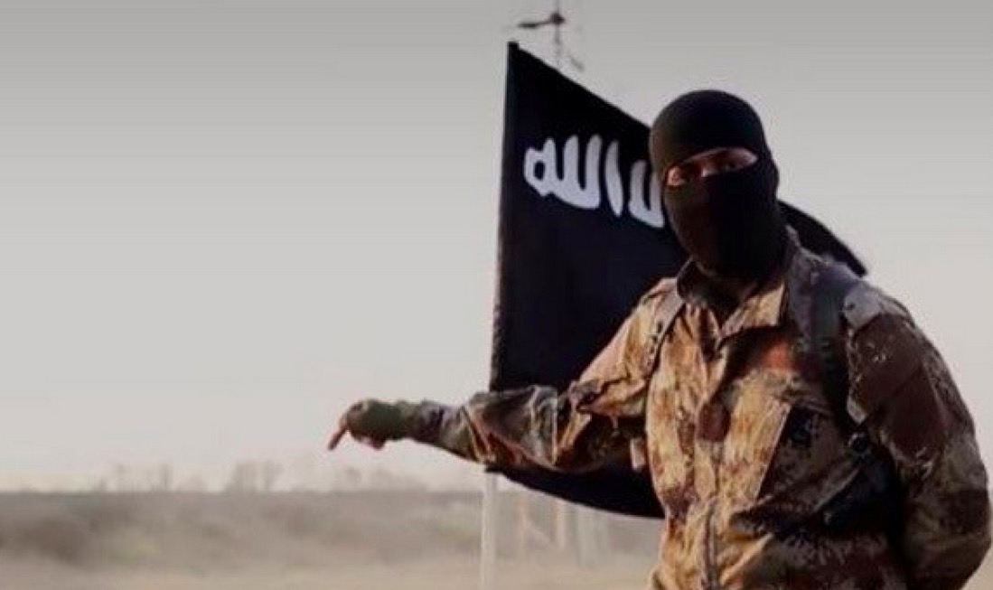 “داعش” تذبح مُسنا وتلقي رأسه وسط سيناء