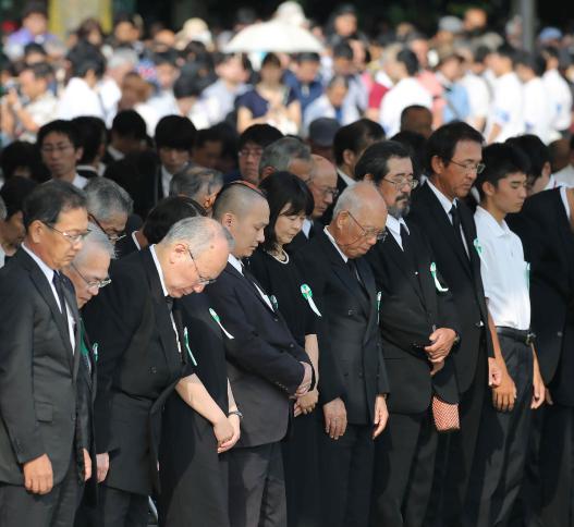 اليابان تحيي ذكرى قصف هيروشيما بقنبلة ذرية