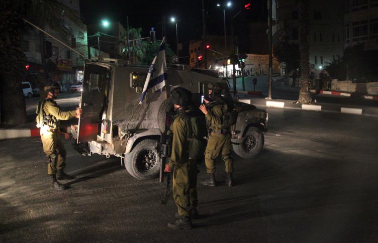 قوات الاحتلال تنفذ حملة اعتقالات واسعة في الضفة