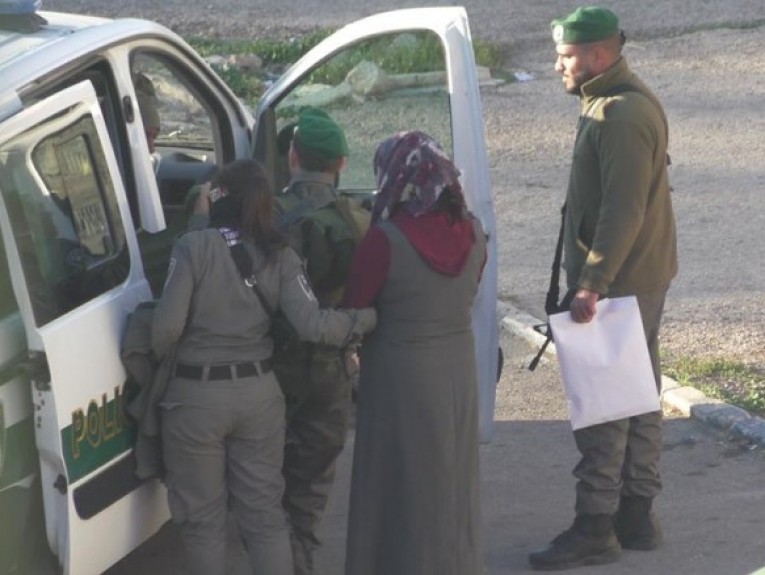 الاحتلال يعتقل مواطنة من بيت لحم