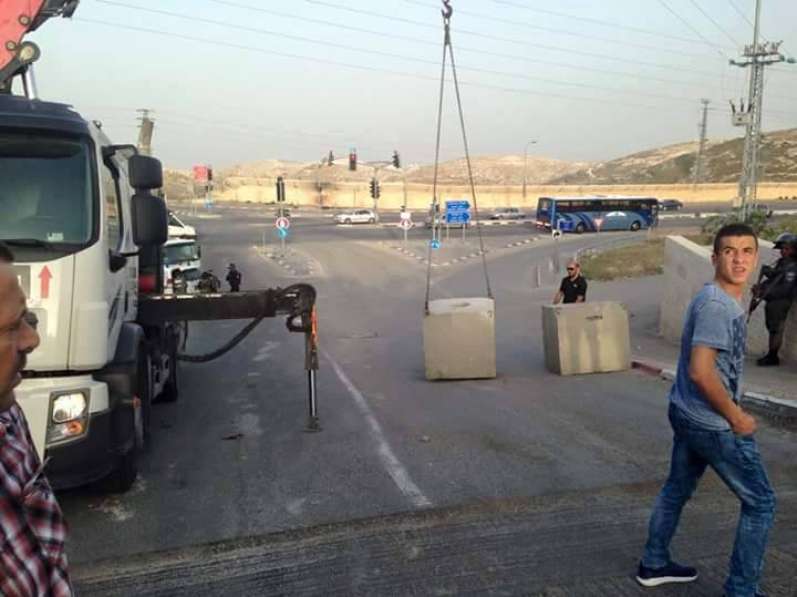 قوات الاحتلال تغلق الطرق الرئيسية غرب رام الله وتقتحم المدخل الشمالي للمدينة