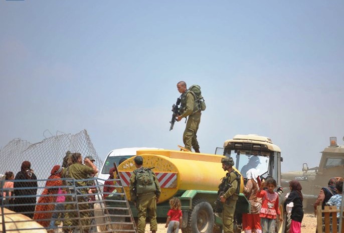 الاحتلال يستولي على جرار وصهريج مياه في الأغوار الشمالية