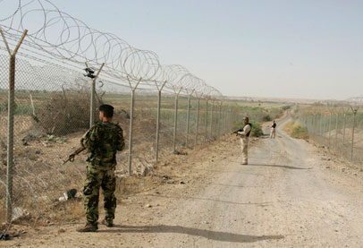 القوات العراقية تسيطر على معبر حدودي مع سوريا
