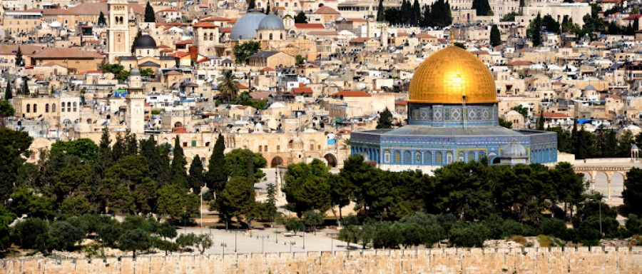 رئيس الوزراء يبحث مع العثيمين سبل دعم القدس