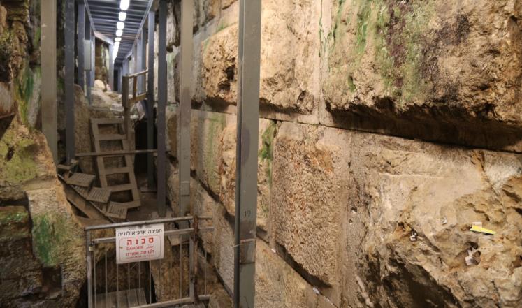 انهيارات أرضية جديدة في بلدة سلوان بسبب حفريات الاحتلال المتواصلة