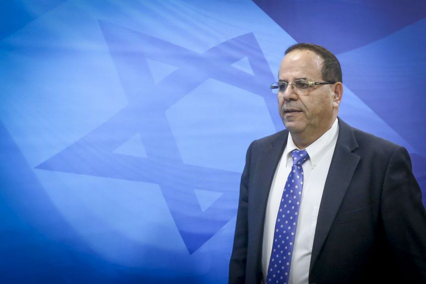 قرا يستقيل من الحكومة الاسرائيلية هجمة سياسية من (الليكود)