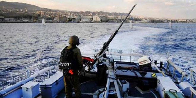 بحرية الاحتلال تهاجم الصيادين في بحر قطاع غزة